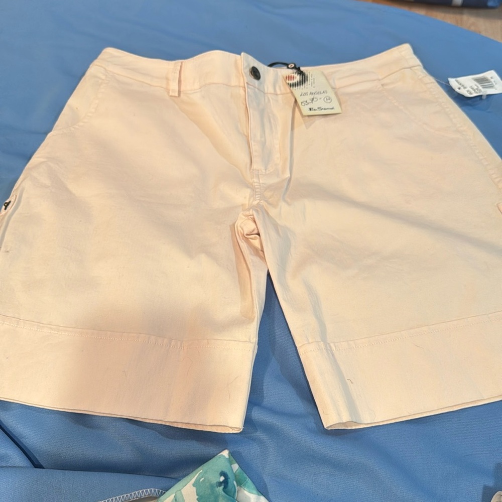 NWT BEN SHERMAN Los Angeles Bermuda Shorts Sz M Women’s Champagne Cream Z48
